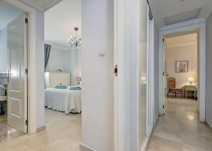 Banana Primera Linea De Playa ماربيا