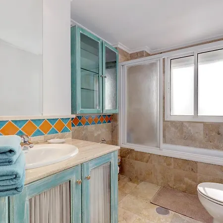 Banana Primera Linea De Playa Marbella